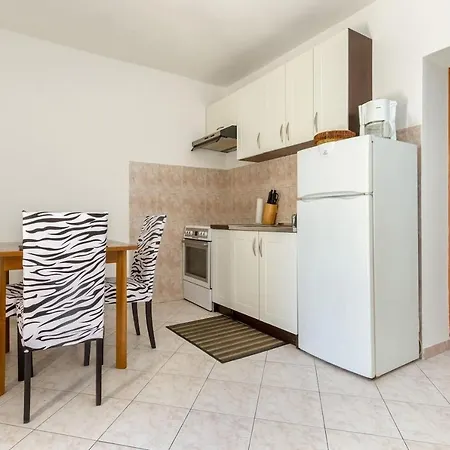 Apartment Jurica - 300 M From Sea *