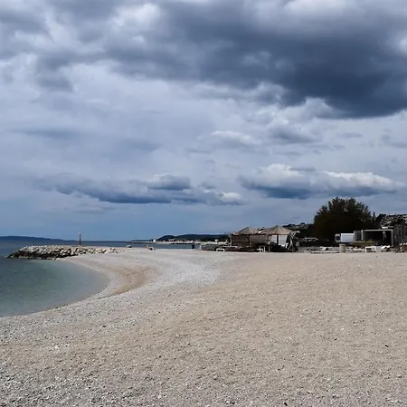 Jurica - 300 M From Sea Apartament